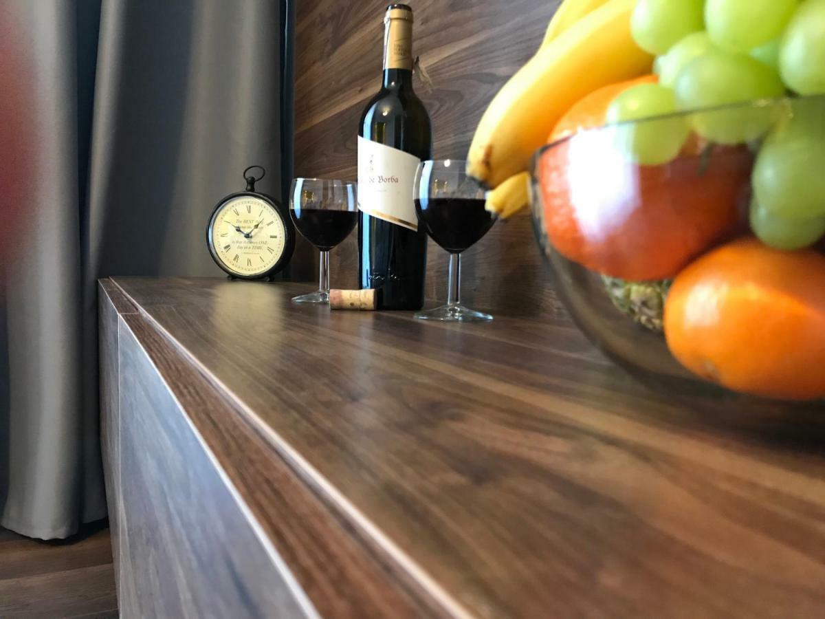 Premium Apartment - Chopin Airport Варшава Экстерьер фото